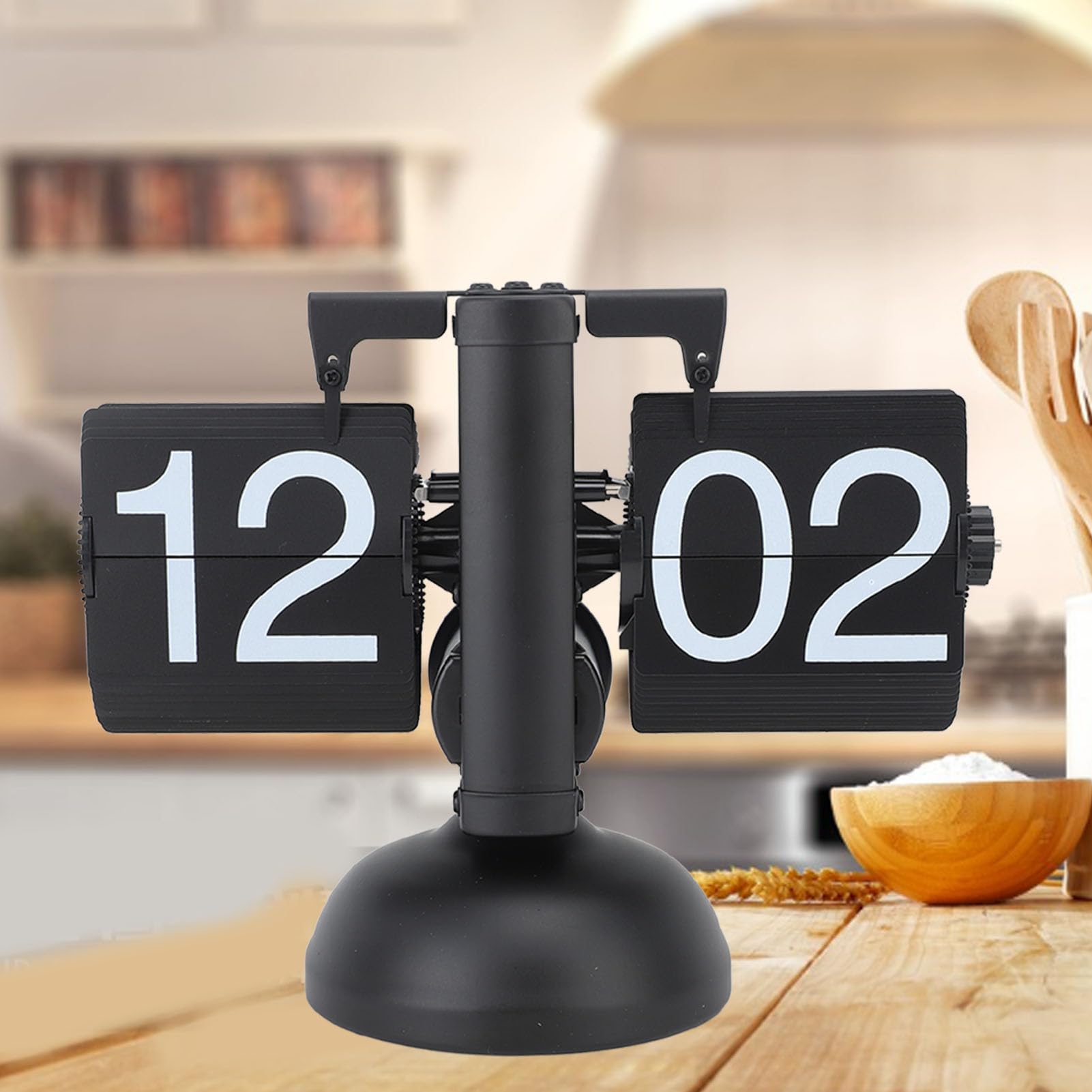 Flip Clock Retro Digitale Wandklok Op Batterijen Werkende Vouwklok met Veilige Basis Creatieve Flip Clock Tafelklok 24H Kleine Bureauklok voor Thuiskantoordecoratie (helemaal wit
