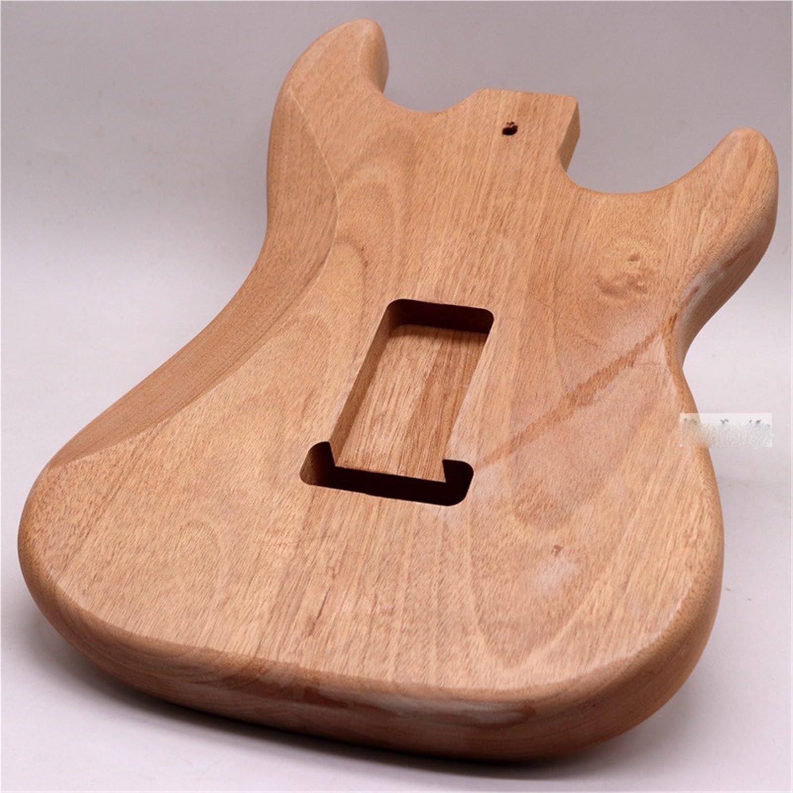 Gitara Elektryczna Dla Leworęcznych Z Drewna Okoume Wykonana Metodą DIY Zestaw Samodzielnego Montażu Korpusu Gitary