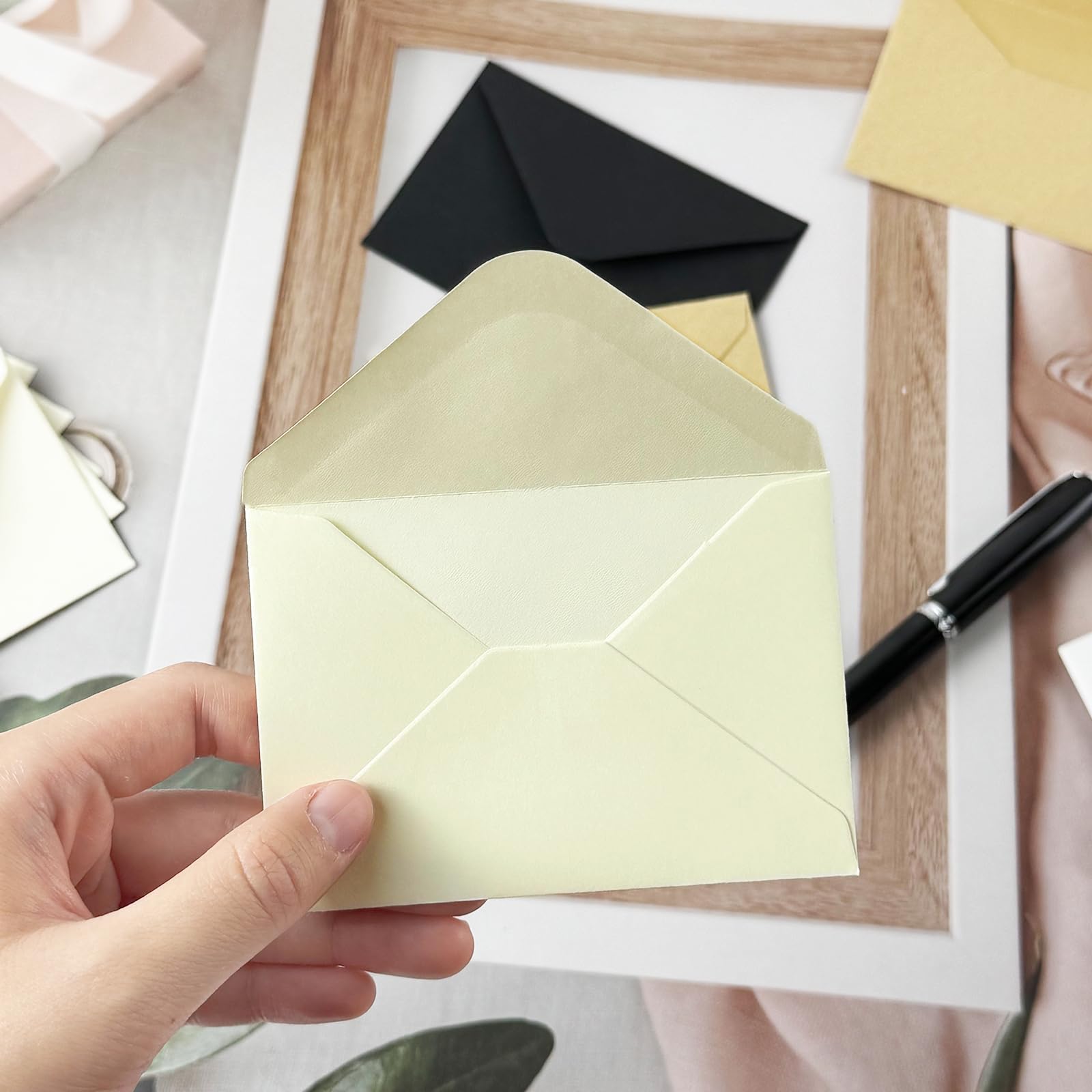 50 Packs of Gift Card Envelopes with Blank Cards，4x2.75 Mini Envelope Business card envelope (50, Black, 4x2.75): 4 x 2.75 inches White 100