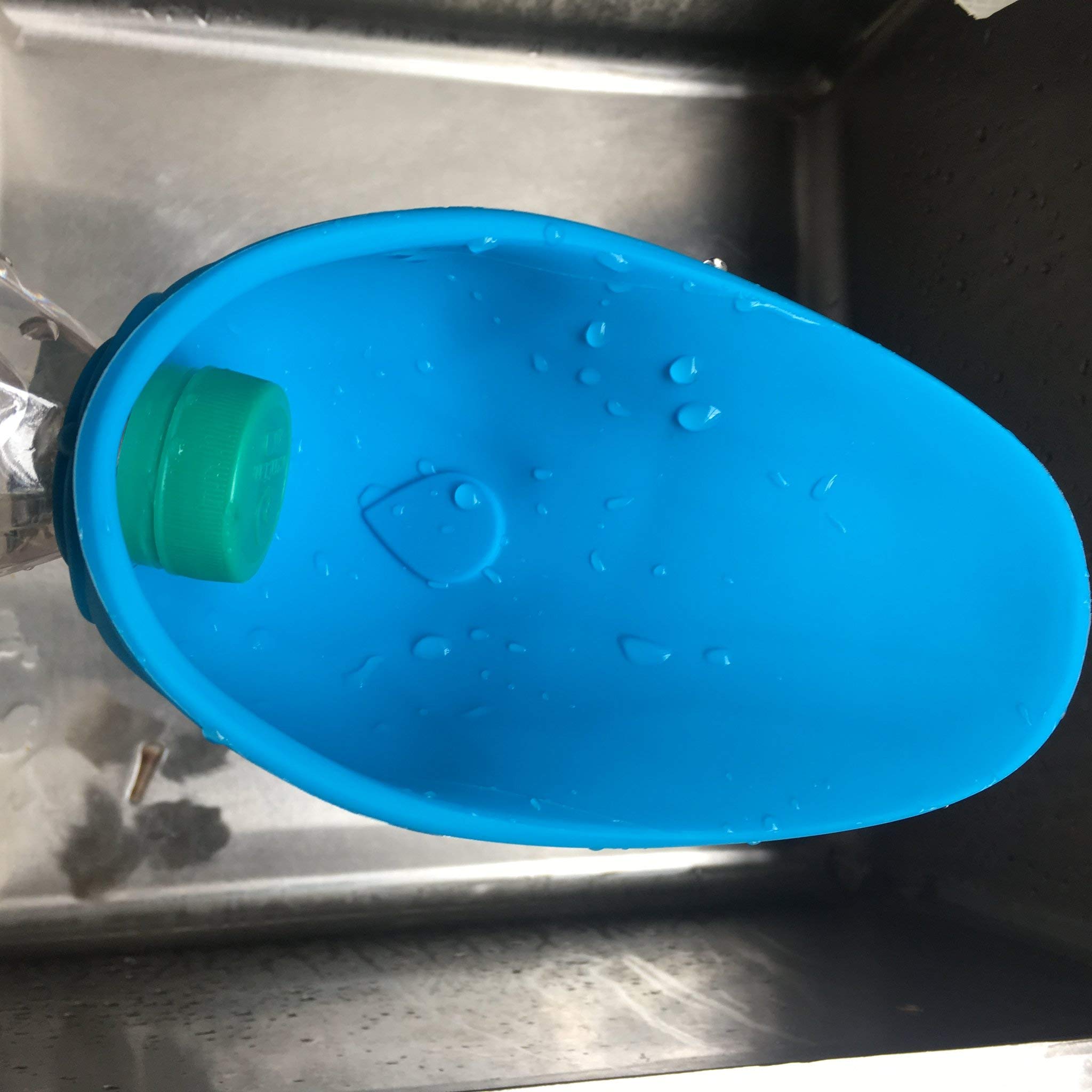 Abbeveratoio portatile | Silicone, senza BPA | Adattabile a qualsiasi tipo di bottiglie, per tutti i tipi di animali domestici (cani, gatti, ecc)