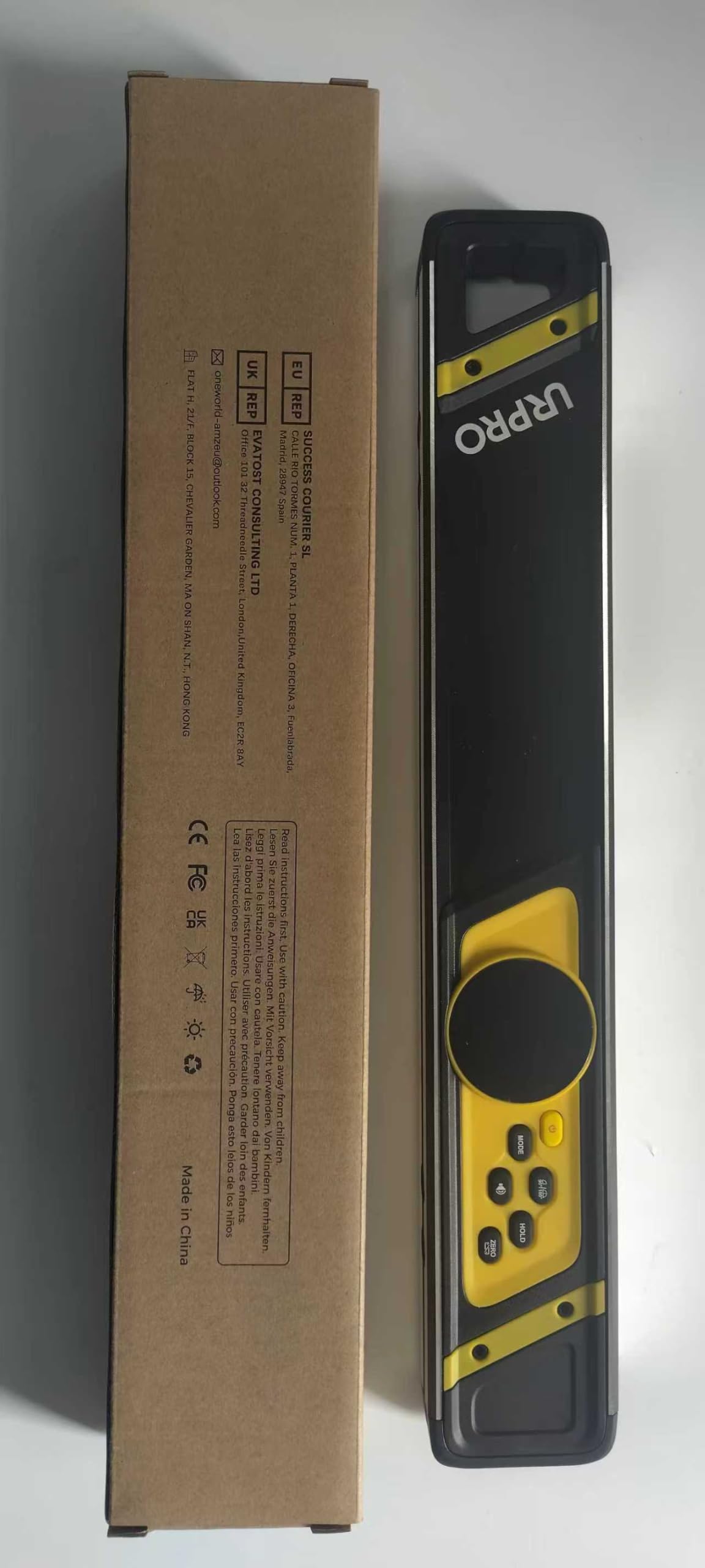Neigungsmesser, digitale Torpedowasserwaage und Winkelmesser, Neodym-Magnete, Seiten- und Frontanzeige, V-Nut-Magnete, IP54 staub- und wassergeschützt