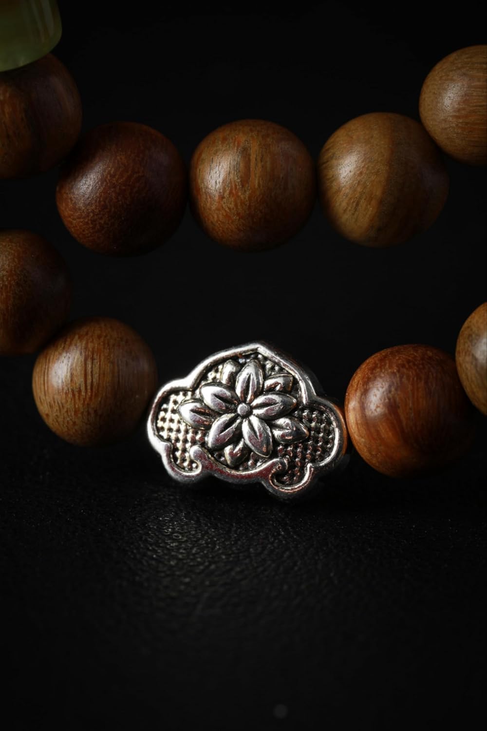 Green Sandalwood & Agate Double Wrap Bracelet – Calming Energy, Grounding Spirit, Inspired by Traditional Chinese Aesthetics - Image 4