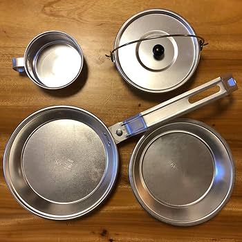 Amazon.co.jp: 日本未発売 USコールマン メスキット アルミ