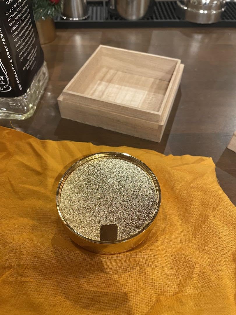 Amazon.co.jp: 送無,皇居限定 朱肉入れ 菊の御紋 化粧箱あり 印鑑 金色