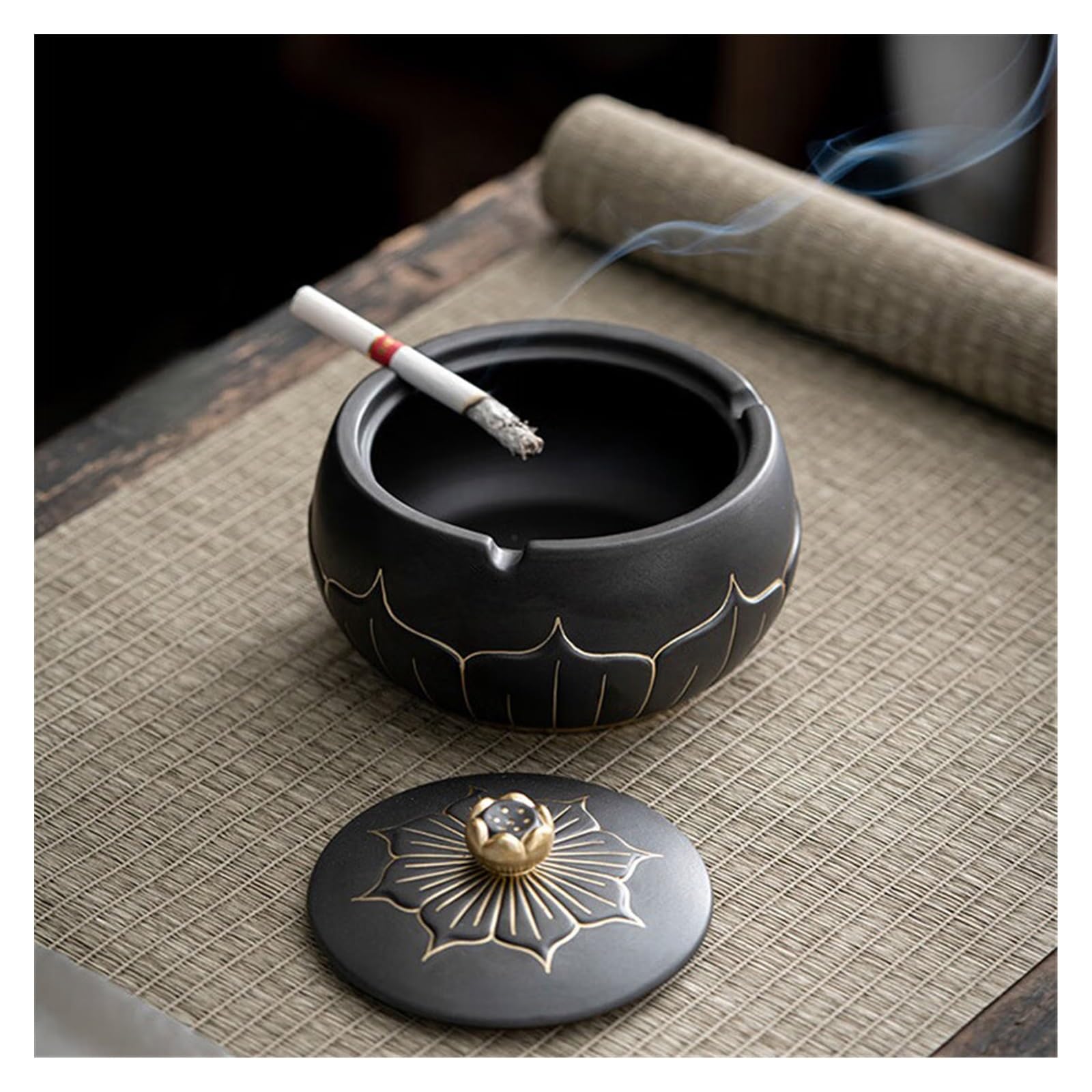 Decorativo per interni Posacenere in Ceramica con Coperchio, Nero da Esterno, for Sigarette Facile Pulire for Home Office Cafe Garden Patio da scrivania
