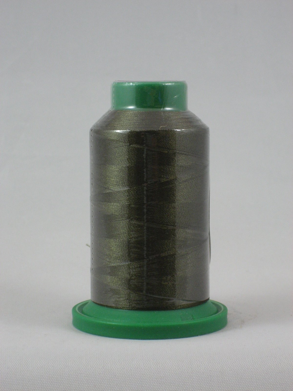 Isacord Embroidery Thread 1000m (0220-0465) (0465) — image 1