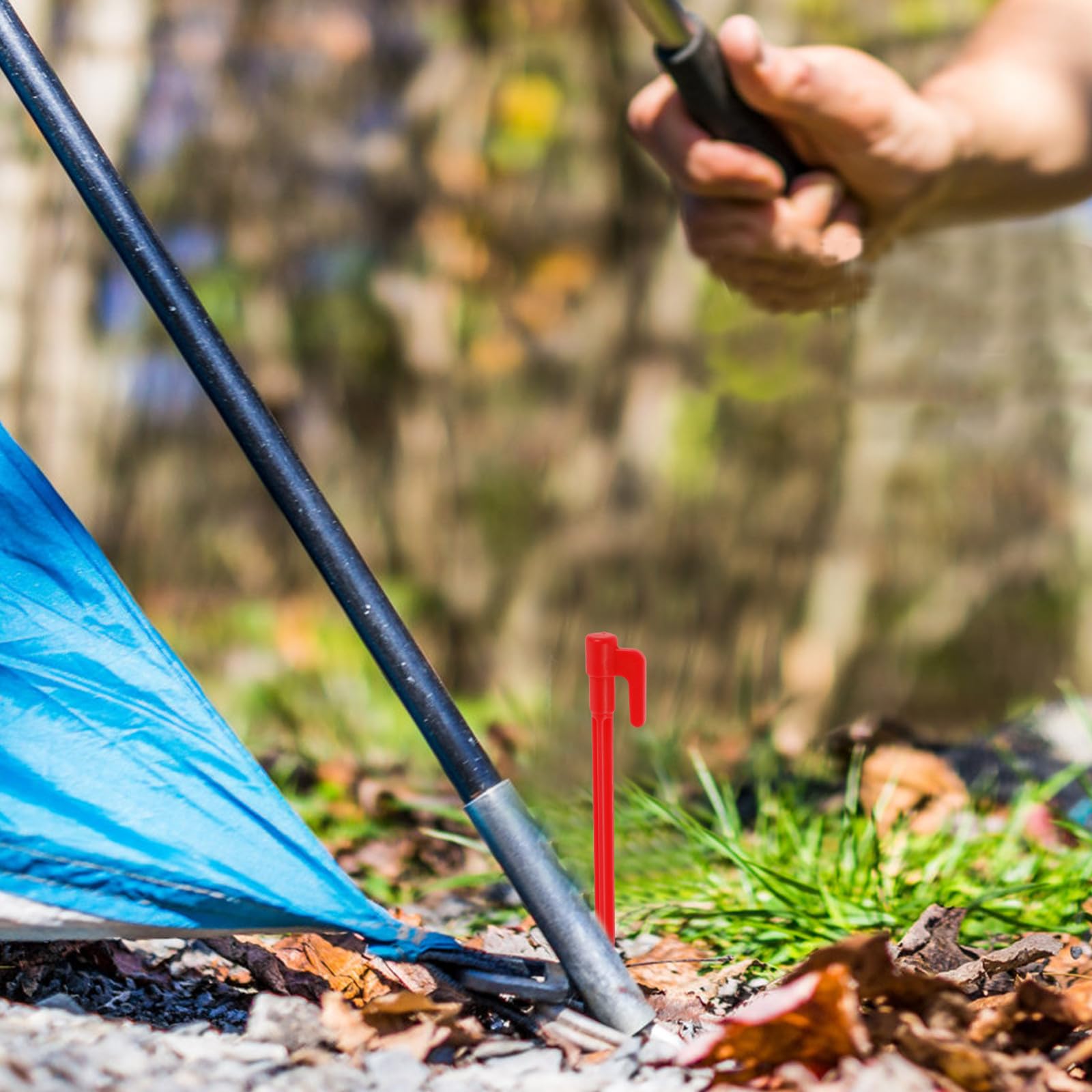 100 piquetas de plástico para Carpas: estacas Resistentes para toldos, Ideales para Acampar, jardinería y mochilerismo. Estacas para césped, Lonas y Arena para Playa, Color Rojo.