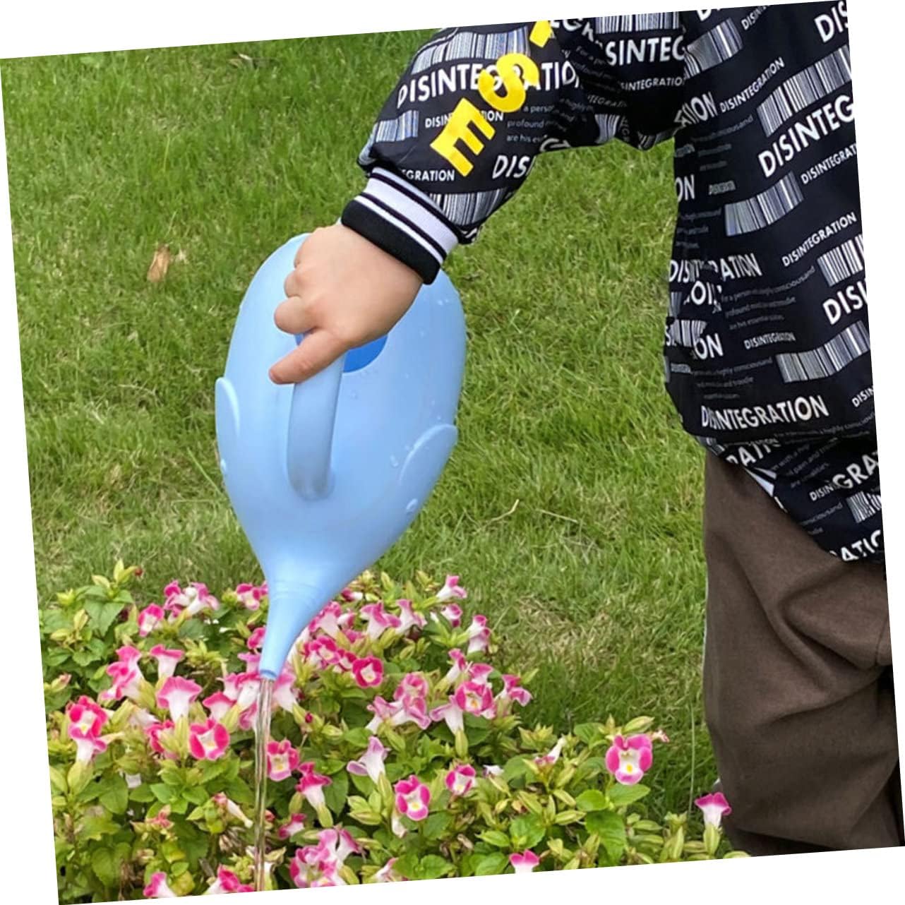 Watering can,1pc Cartoon Watering Can Watering Can for Outdoor Plants Spray Bottle for Plants Watering Can Indoor Plastic Watering Can Indoor Plant Watering Can Decorative Watering Can Tool(Sky-bluex2