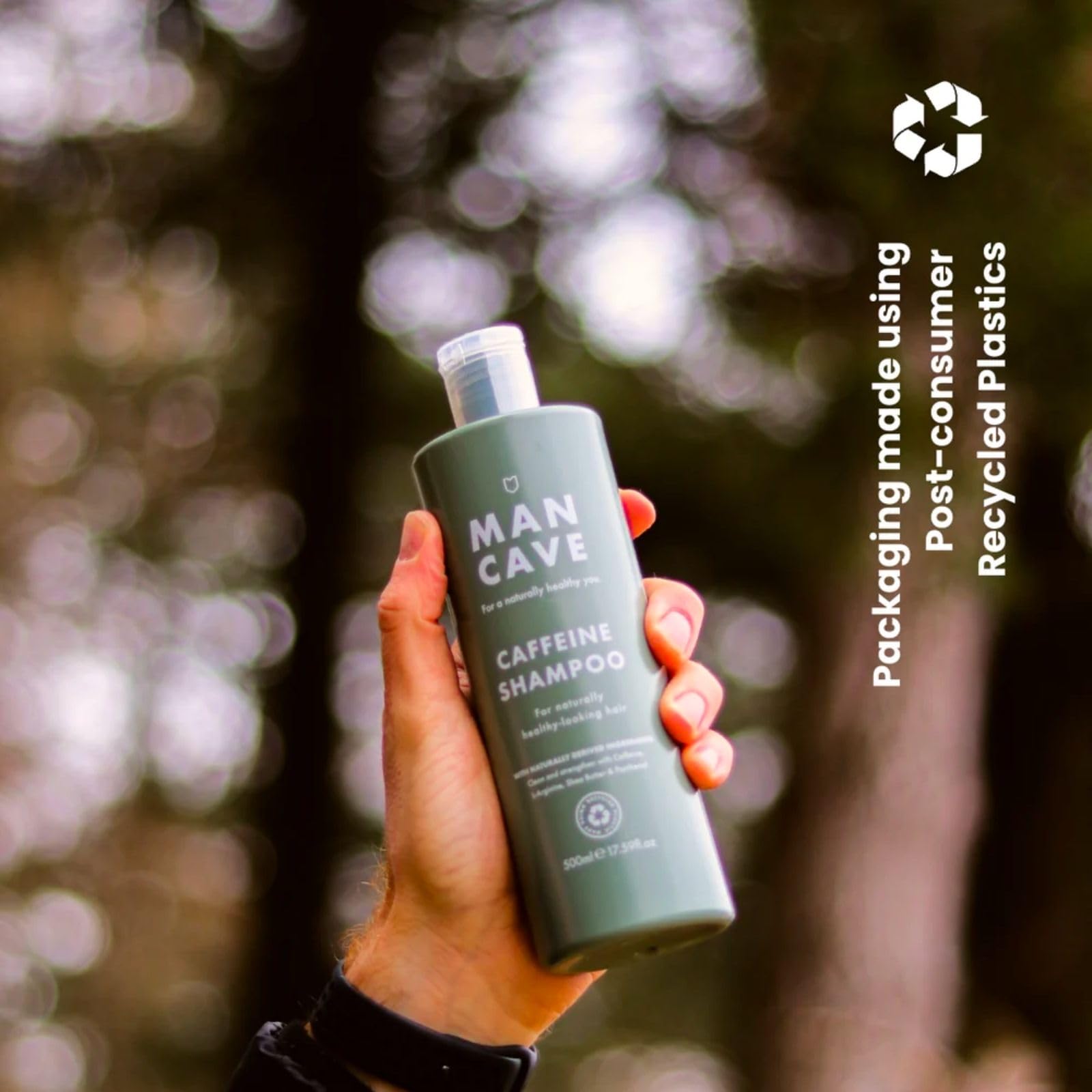 ManCave Shampoing Hommes à la Caféine 500 ml , Soutient et Encourage la Pousse de Cheveux avec Caféine, Panthénol et Vitamine E, Naturel, Shampoing Sans Sulfate, Vegan, Fabriqué en Angleterre