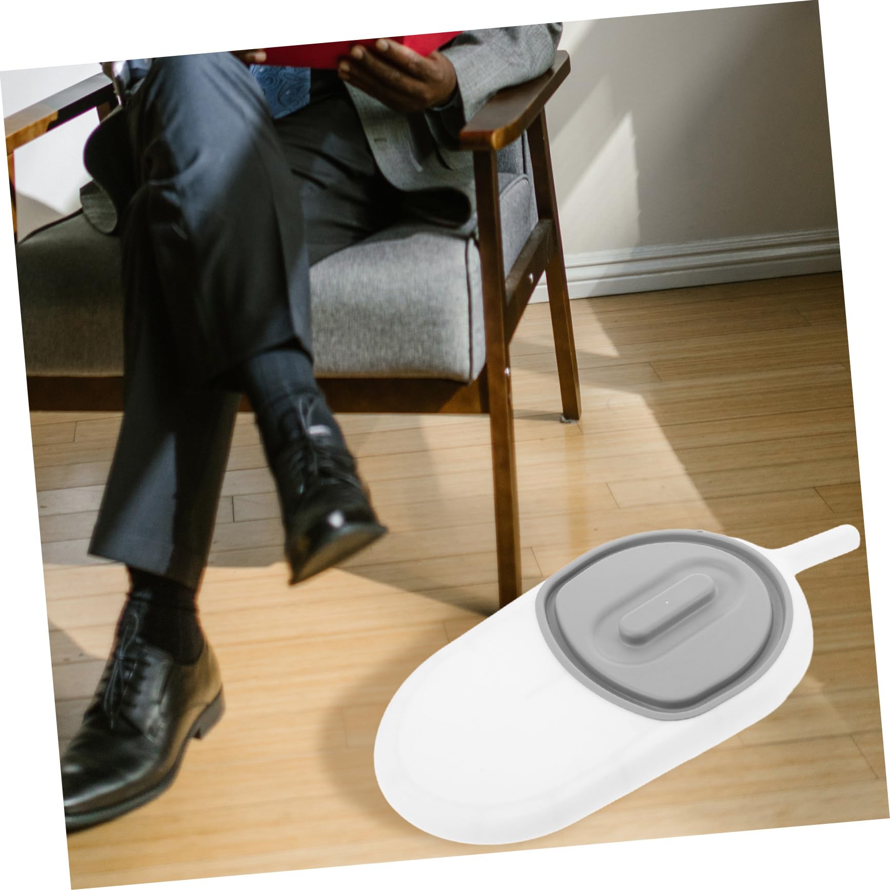 Padella per Anziani con Manico, Toilette Portatile in Plastica Anti-goccia per Pazienti Costretti a Letto, Vaso Notte Versatile per Assistenza Domiciliare e Uso Esterno