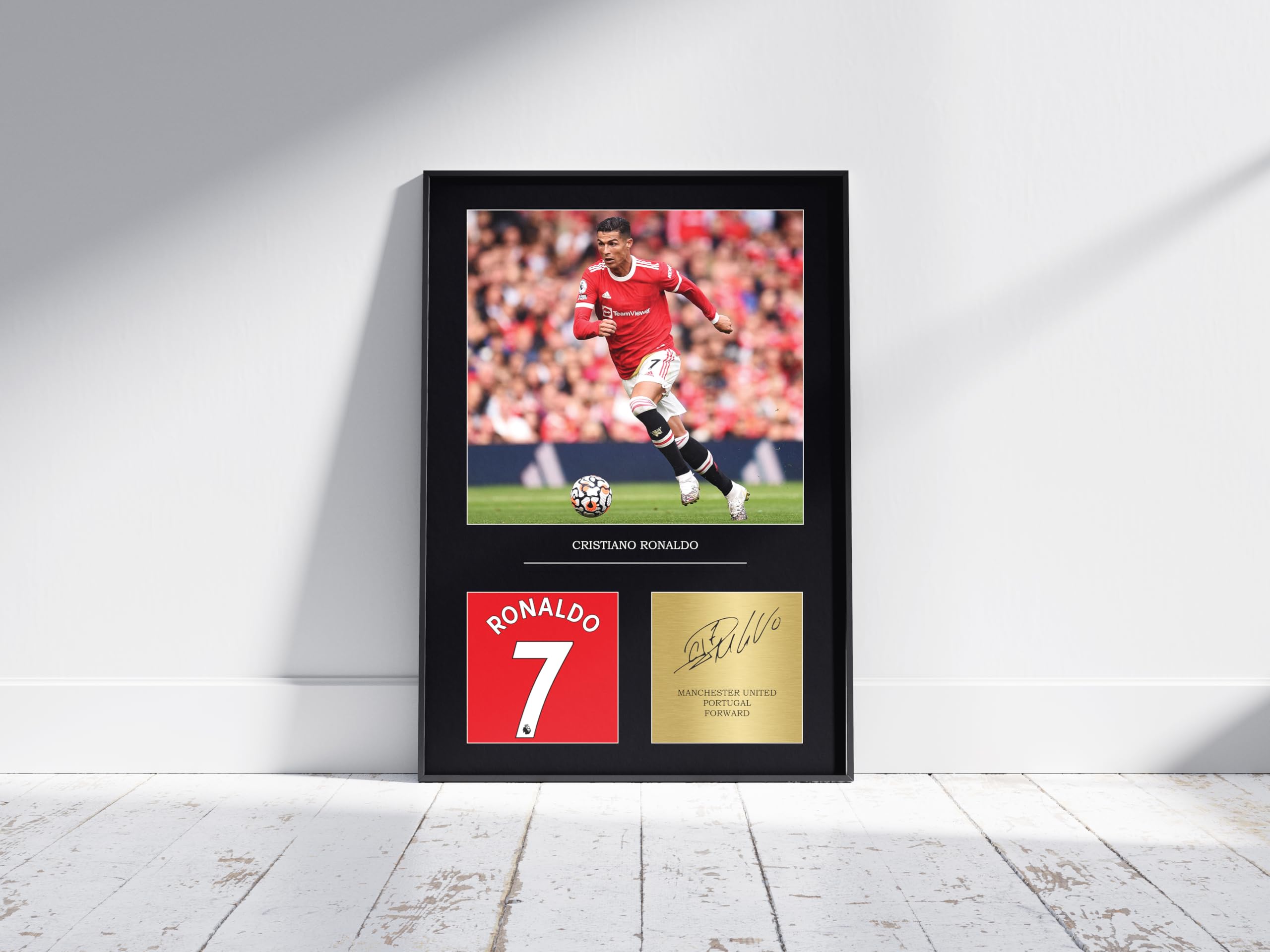 Cristiano Ronaldo Impression A4 dédicacée sans cadre Man United Cadeaux pour garçons Reproduit numériquement Signature Ronaldo Cadeaux pour garçons CR7 Cadeaux Manchester United
