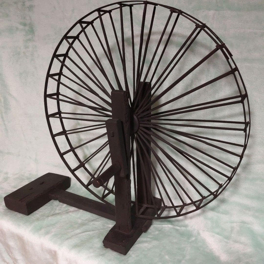 糸車　古民具　木＆竹製　アンティーク装飾品　レイアウト提案・行燈添え 糸車 古民具 木＆竹製 アンティーク装飾品 レイアウト提案 行燈添え