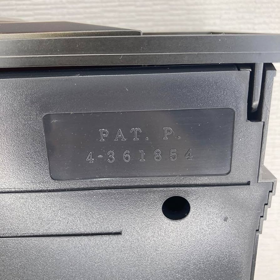 キーボックス付き時計 個性溢れるデザインウォッチ オークリーGearbox（ギアボックス