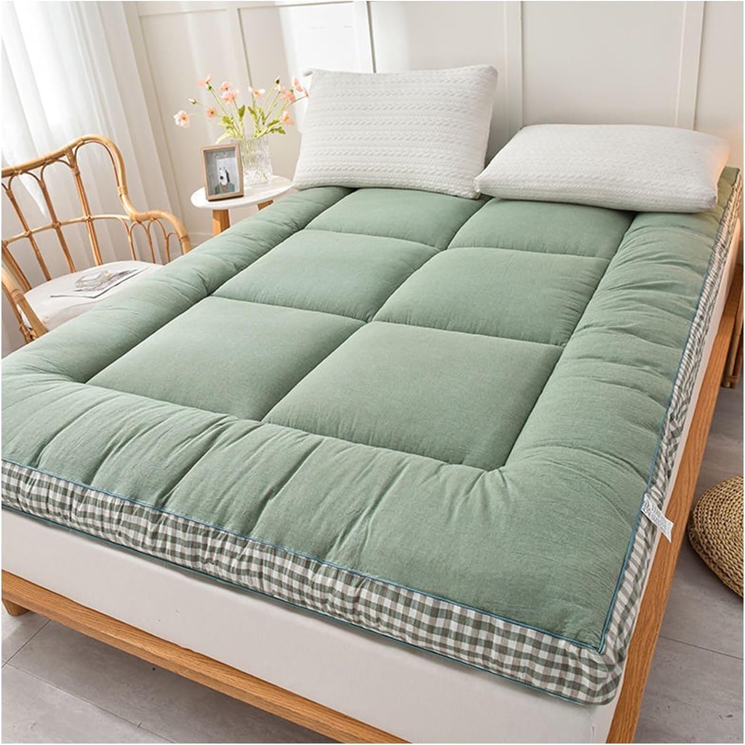 Matelas futon japonais à carreaux - Très moelleux, tapis de couchage pliable, doux, respirant et enroulable pour salon, dortoir, canapé de camping (H, 150 x 200 cm)