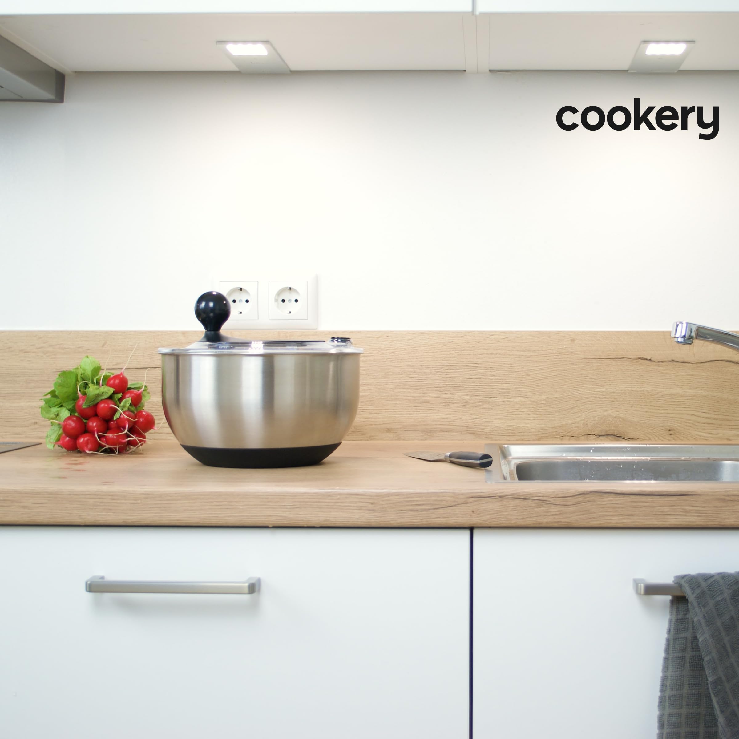 Cookery Salatschleuder aus Edelstahl (4,5l) + Gemüsehobel mit 5 Klingen | einfaches Salatschleudern durch rutschfesten Boden und Kurbelantrieb