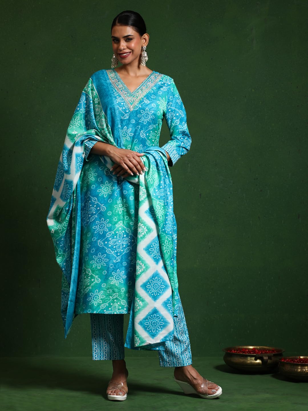 Varanga Women Floral Printed V Neck Kurta With Trouser & Dupatta Blue