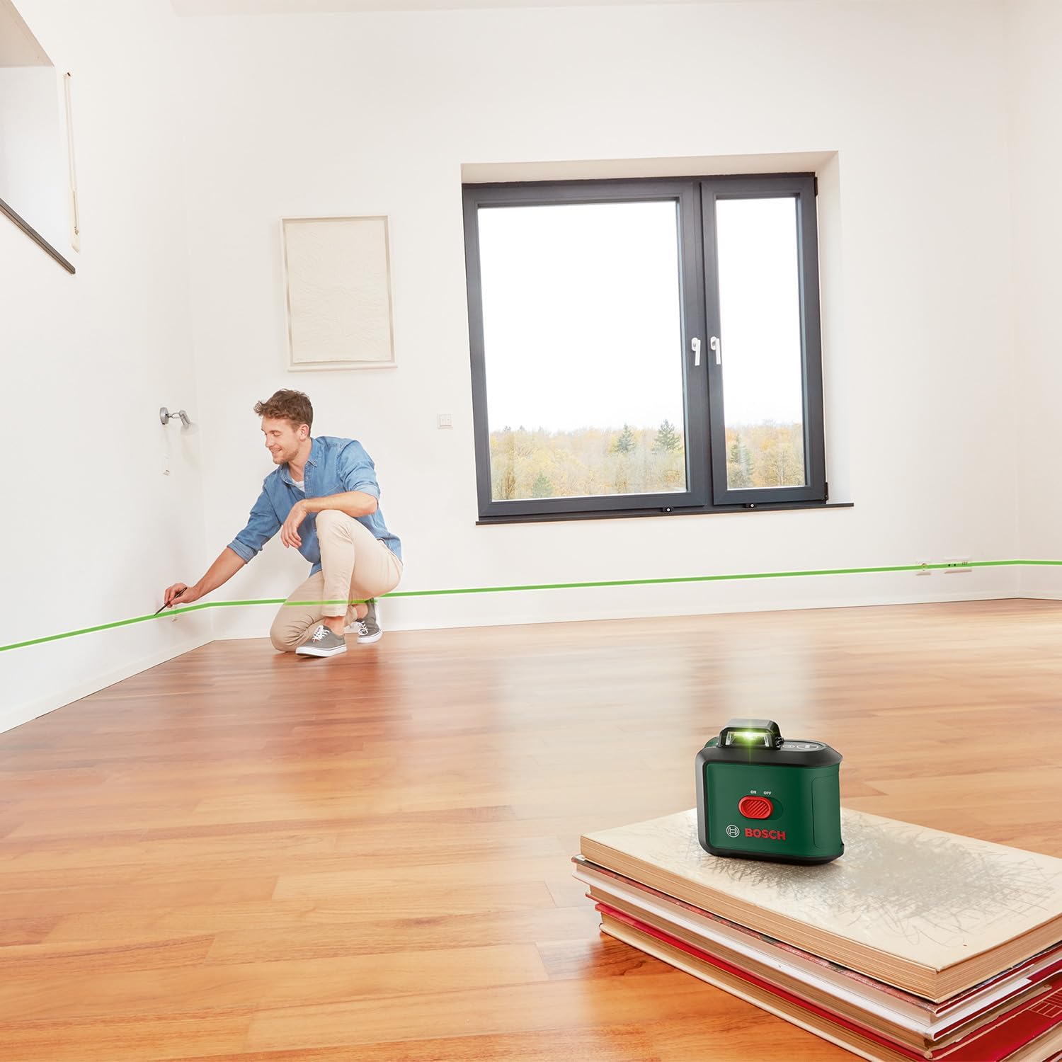 Bosch Home And Garden Laser Krzyżowy Universallevel 360 (Linie Laserowe: Pionowa + Pozioma, w Tym 360° do Wyrównywania Elementów w Całym Pomieszczeniu, Opakowanie Kartonowe)