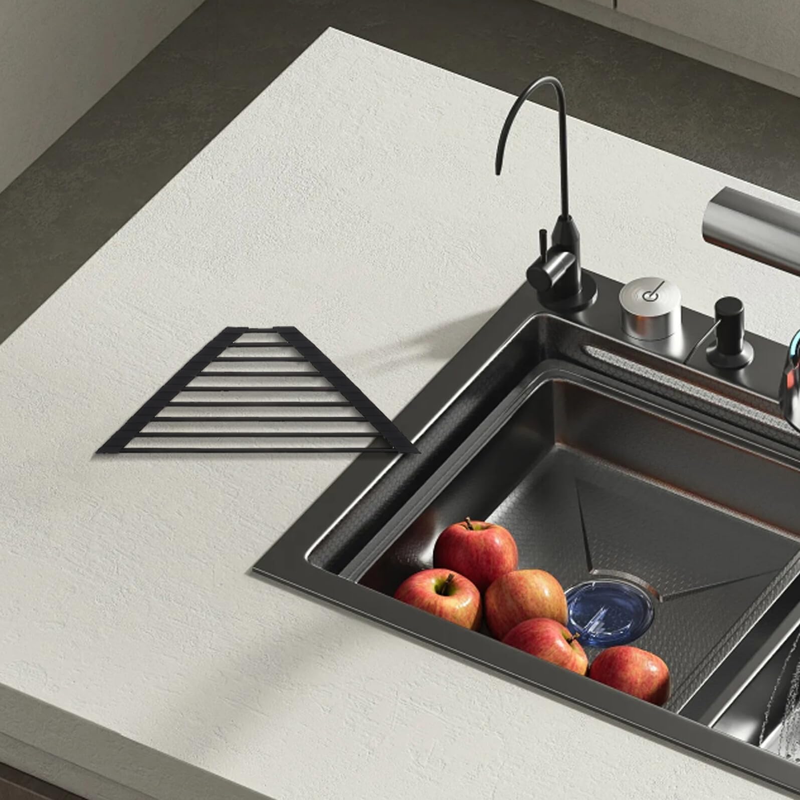 Escurridor triangular de acero inoxidable para fregadero, escurridor de platos con silencio de drenaje rápido, diseño que ahorra espacio para encimeras limitadas, ideal para cocina