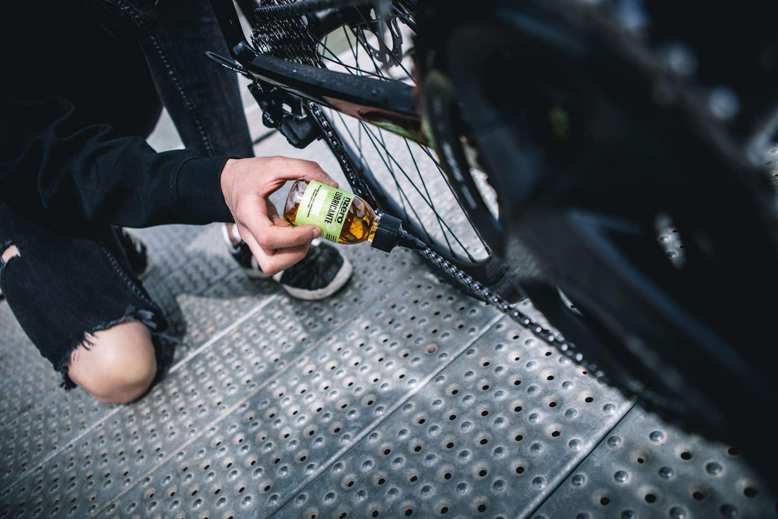 NZERO │ Lubrificante per catene di bici │ Olio 100% biologico organico │ Per mountain bike MTB, Road, Gravel, Urbane City, Elettriche e-bike │ 100 ml