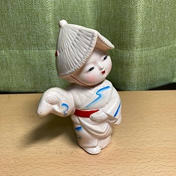 陶器人形　お団子ヘア　処分価格 パンダの陶器人形 ペアセット ミニサイズ OM804