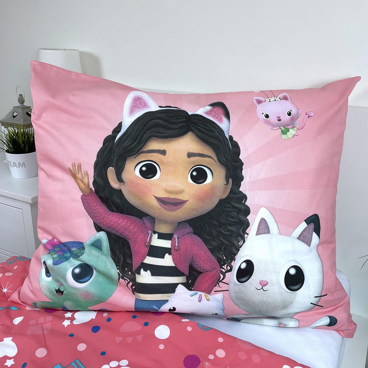Gabby Casa Bambole Copripiumino Singolo 140x200 + Federa 65x65 100% Cotone | Set lenzuola reversibile | Cotone naturale traspirante | Licenza ufficiale | Bambine | Regalo | Lavabile in lavatrice