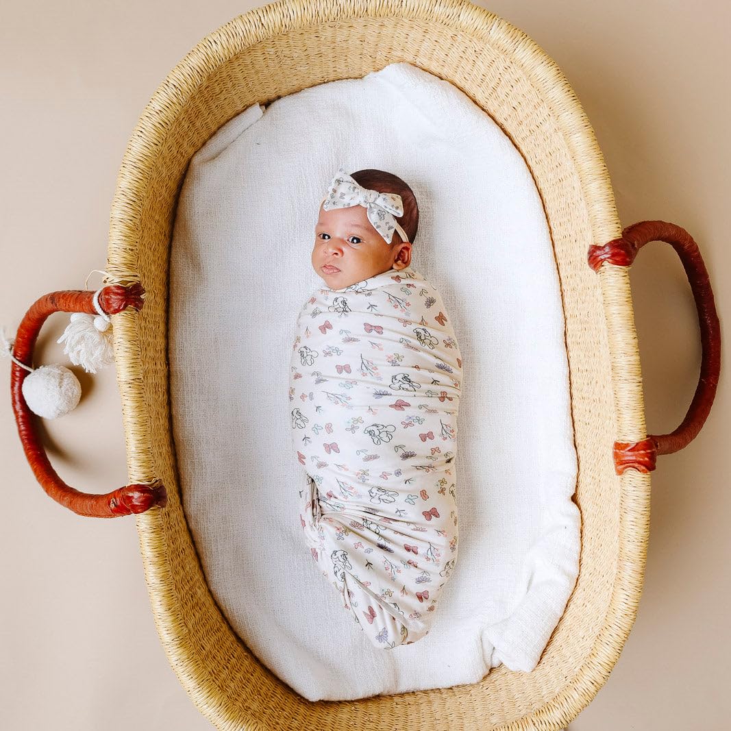Copper Pearl Classic Baby Bow Minnie Mouse's Bowquet