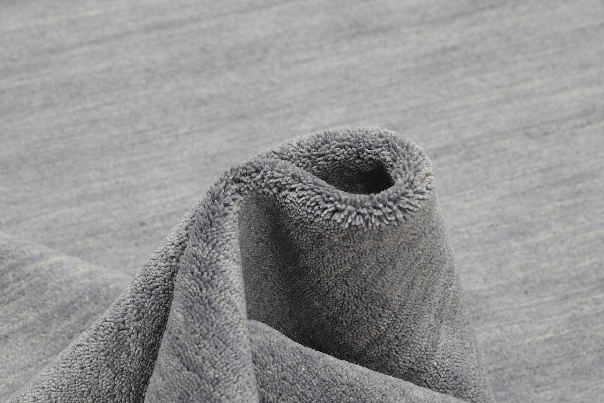 MY-RUG Wollteppich 140x200 cm - Handgewebter Wohnzimmerteppich in Grau