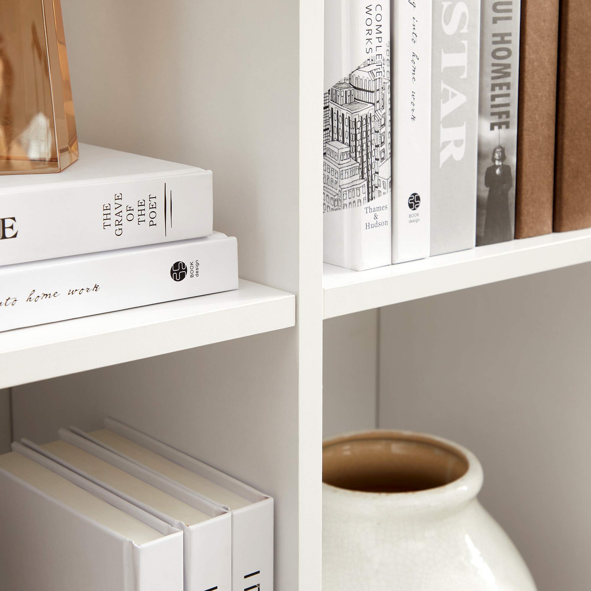 VASAGLE Bücherschrank, Bücherregal, mit 6 Fächern, Büroregal, Würfelregal, Standregal, für Wohnzimmer, Schlafzimmer, Büro, Kinderzimmer, weiß LBC203D
