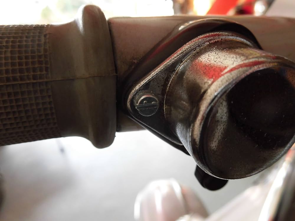 ★専用出品【ベスパ】ウインカー他多数 Amazon.co.jp: Vespaベスパ 50 100 ET3 ウインカースイッチ用