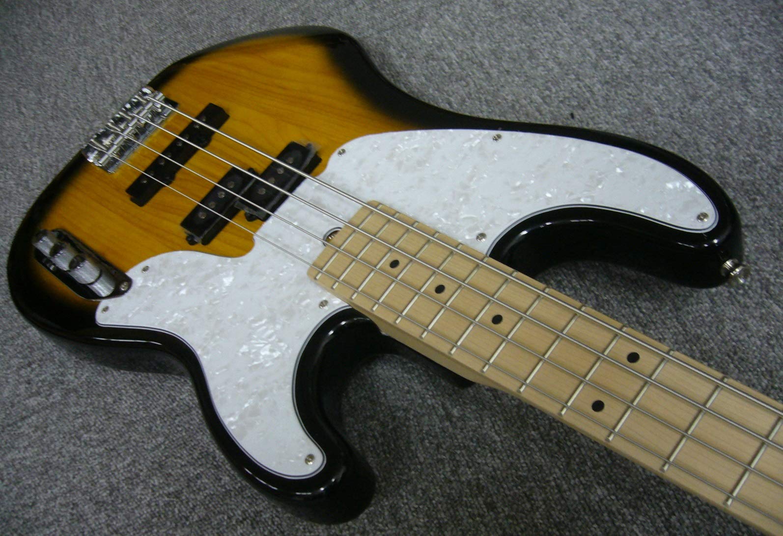 Amazon | ワンランク上のエントリー・モデル！バッカス・ベース