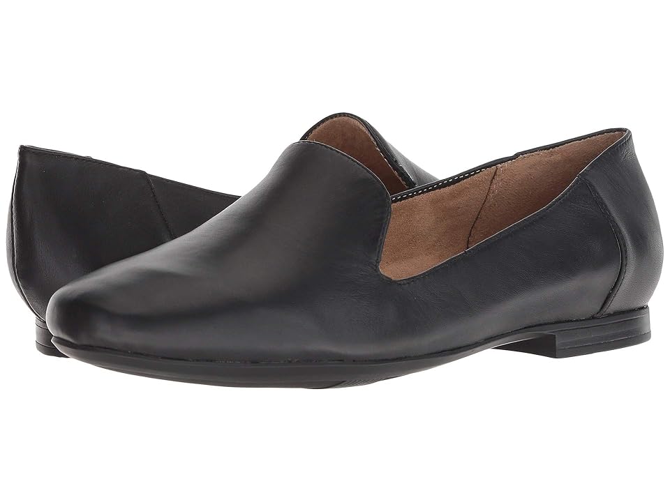 

Naturalizer Kit2 (Black Smooth) Women's Slip-on Dress Shoes