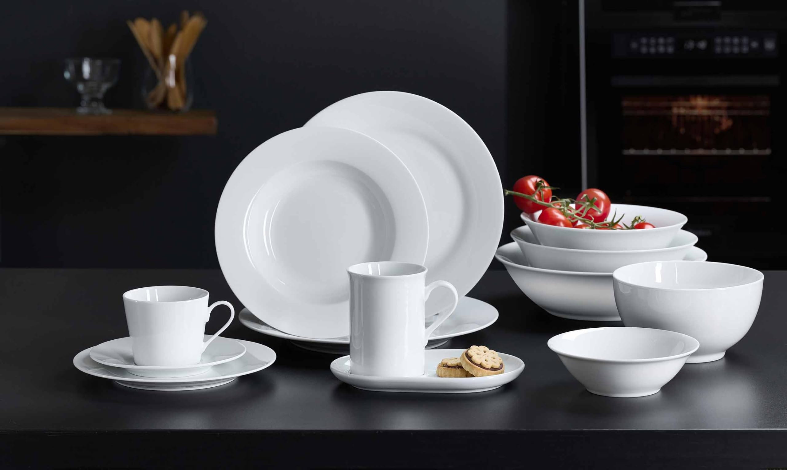 Ritzenhoff & Breker Bianco Teller-Set 18-teilig, Weiß | Je 6x Speise-, Suppen, und Dessertteller - Porzellan, Spülmaschinenfest & Mikrowellengeeignet, Klassisches Geschirr