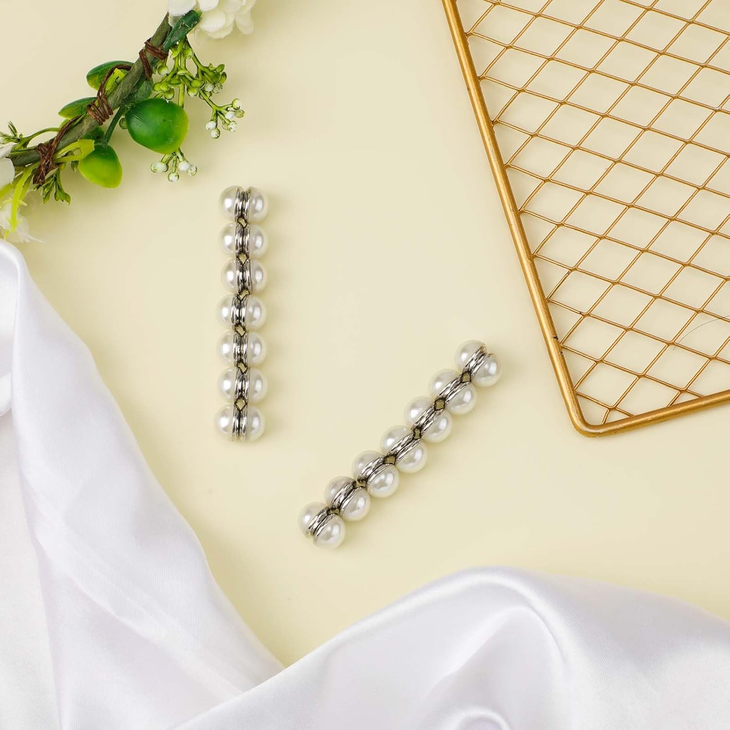 PEUTIER 24pcs Poids Voile Mariage Diamants Magnétiques, Brillant Couronne Poids De Voile De Cristal Élégant Poids De Voile En Strass Aimant Hijab Pour Femmes Filles Accessoires De Robe De Mariée