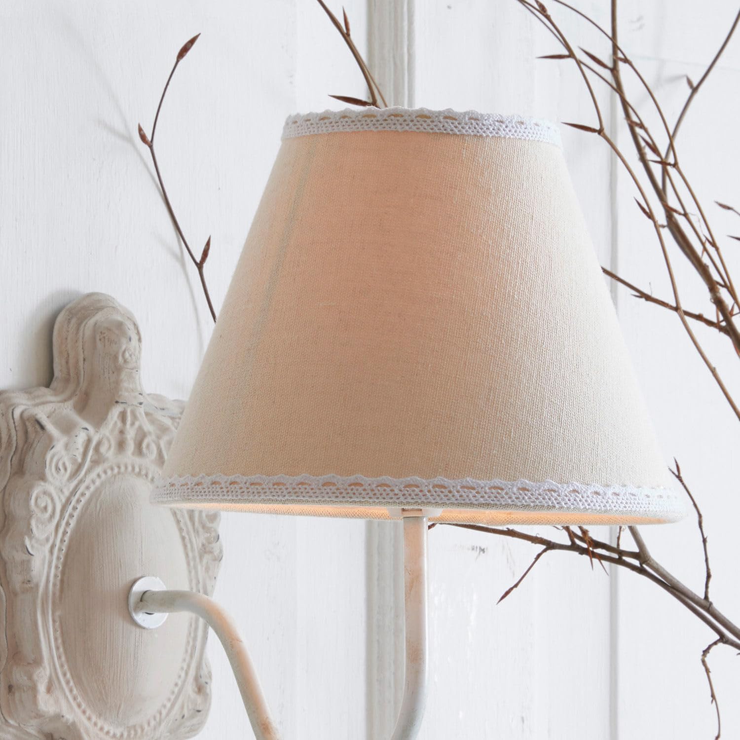 LOBERON Wandlampe Ascoux, aufwendiges Wand-Ornament, Wandleuchte im Shabby-Chic, Nostalgie-Charme, Wohnzimmerlampe, Eisen, Leinen, MDF, antikbeige