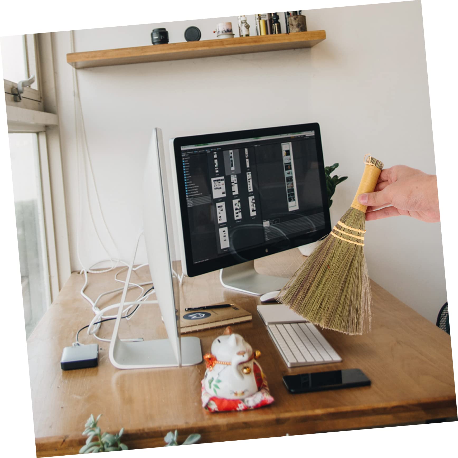 Holibanna 1pc Delicate Small Broom Desktop Cleaning Brush Reusable Duster Washable for Household Broom Indoor Random Color