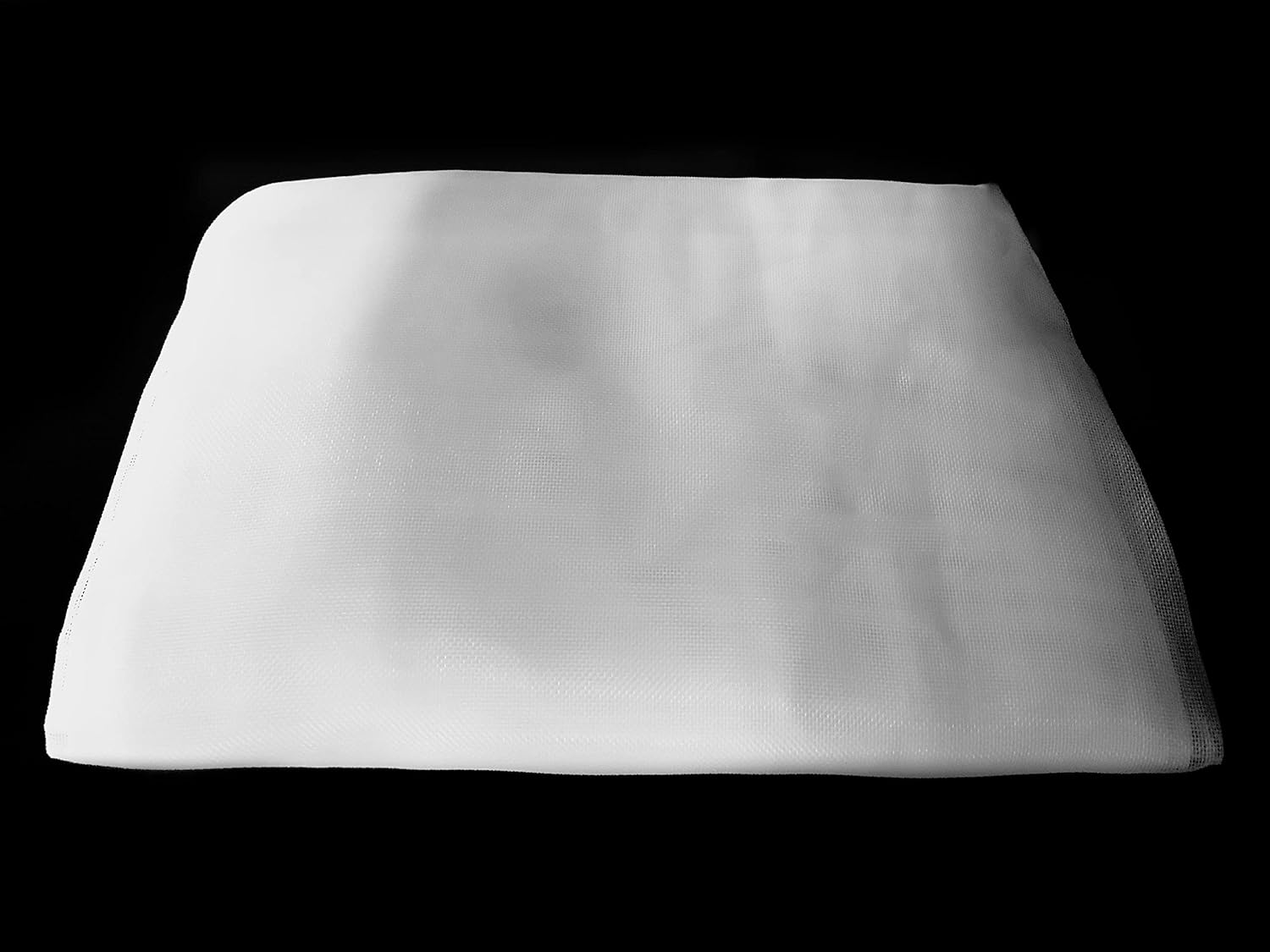 Insect Mesh Plant Cover for Outdoor Plants, Vegetables, Seedlings, Flowers - Strong Mesh Netting for Insect, Birds, Animal Protection and Weather Strong Mesh Cover