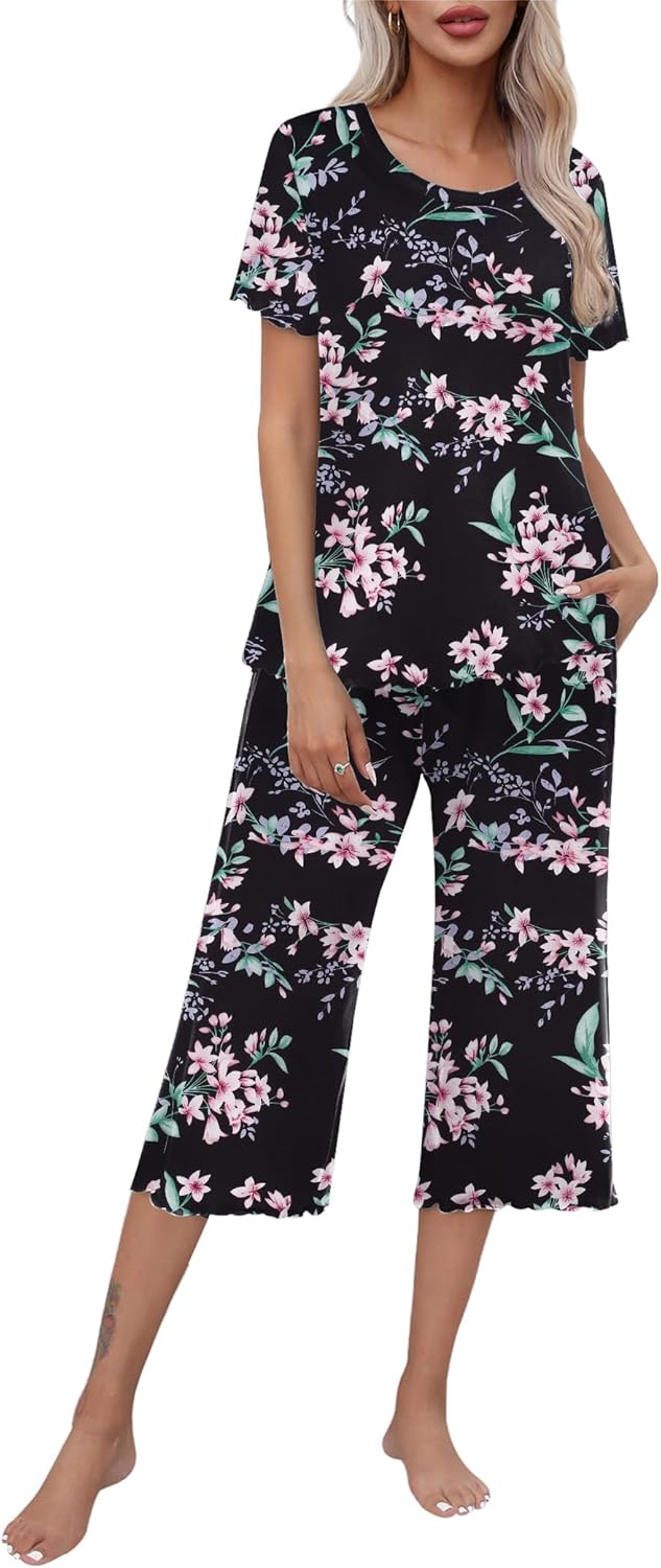 Ekouaer Women's Pajamas Set Short Sleeve Top With Capri Pants Pjs Lounge & Sleepwear Set S-XXL