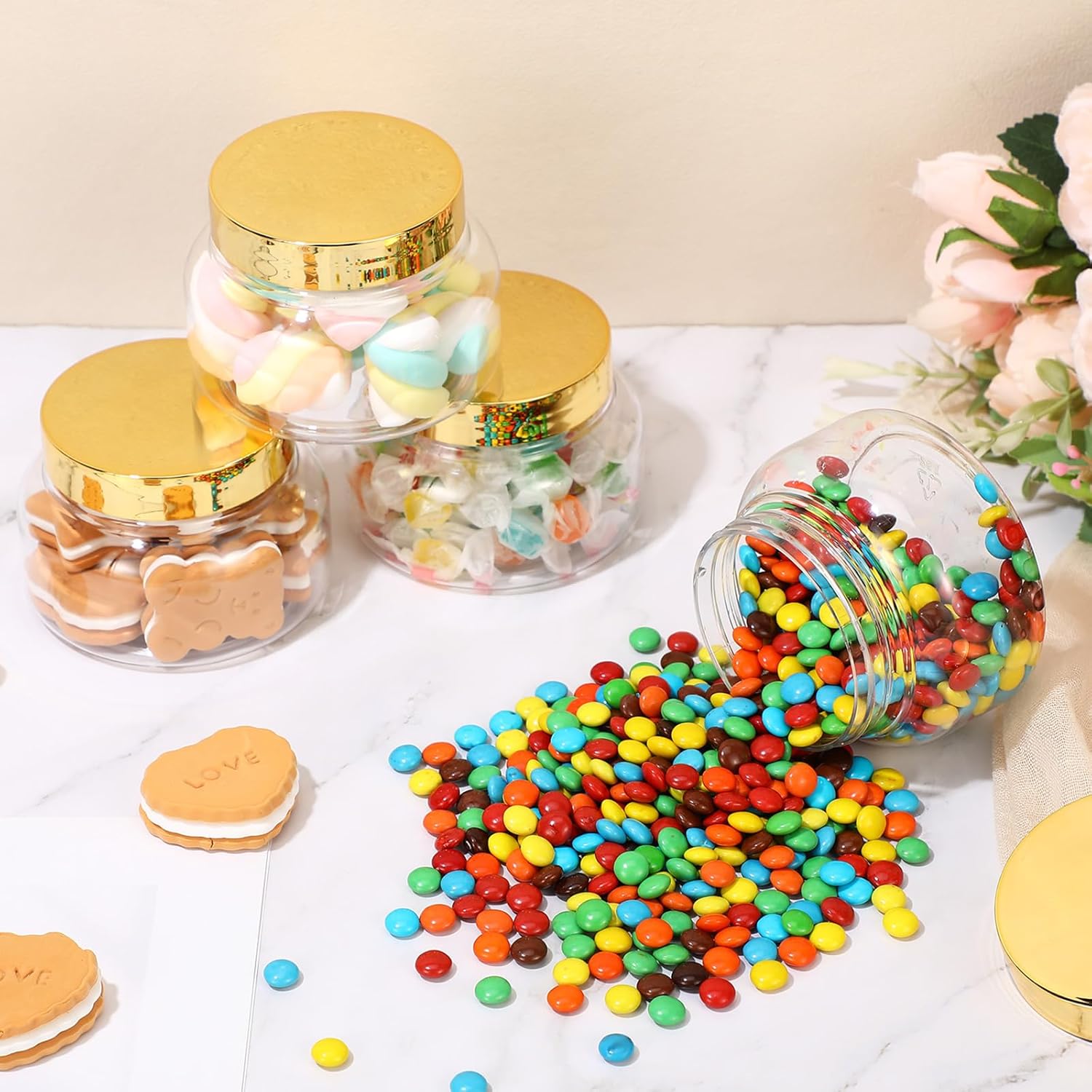 Mumufy Round Plastic Containers Plastic Jars with Lids Empty Travel Containers for Creams Refillable Cosmetic Jars for Lotions Body Scrub Body Butter(8 oz,Gold,Clear,24pcs)