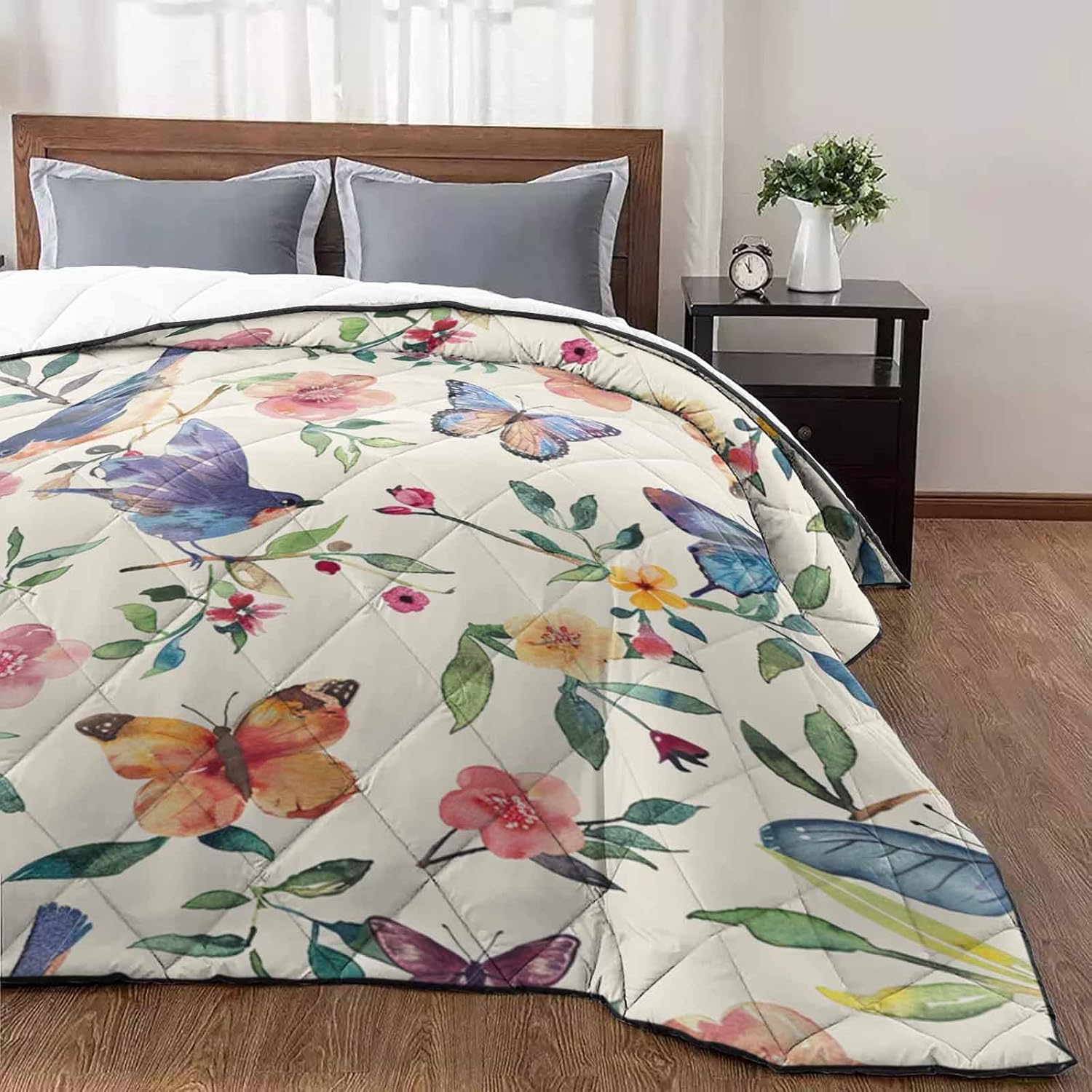 T&H XHome Quilt Full Size Luxury Quilted Comforter Bedspread-Thin Soft Cozy, Blue Birds Butterfly Flowers Leaves Pattern Reversible Stitched Lightweight Quilt Coverlet for All Season