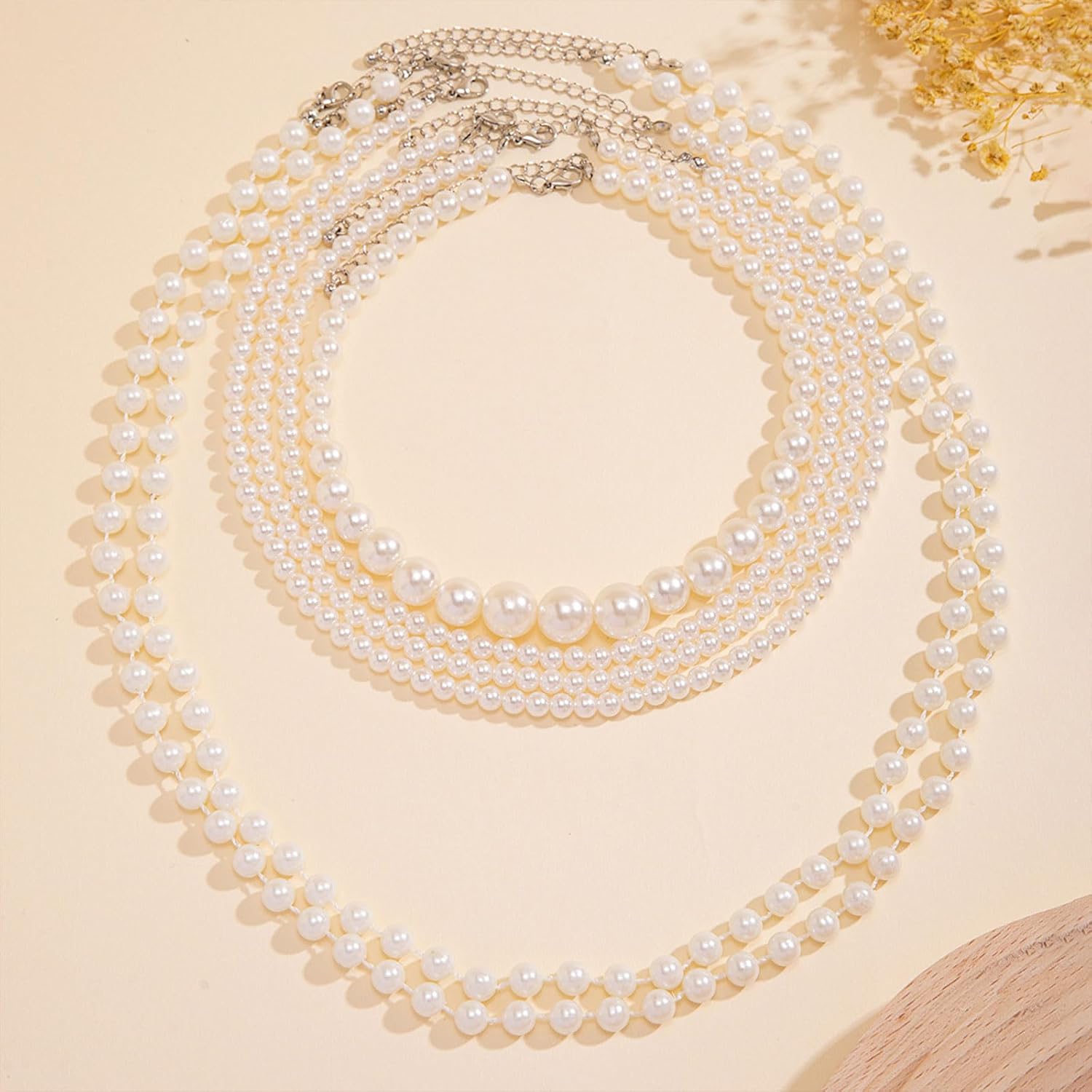 Chunky Faux Pearl Necklace for Women Big PearlLook Statement Necklace with Gold Tone Beads Elegant Collar Necklace for Wedding Guest Party Prom Bride Bridesmaid Jewelry Gift