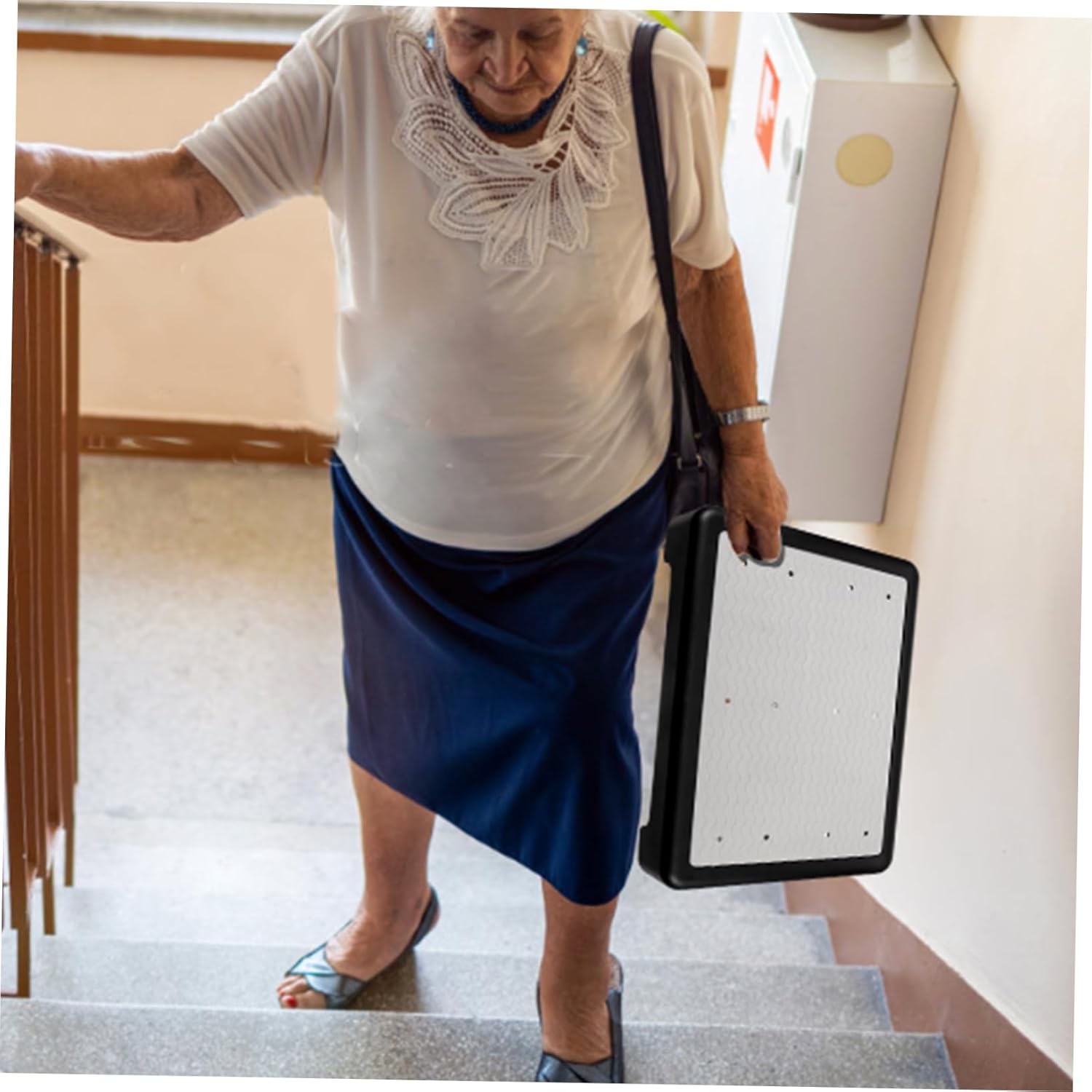Step Stool Non- Portable Footstool for Elderly Design for Use Lightweight and Sturdy Ladder for Safe Mobility Assistance