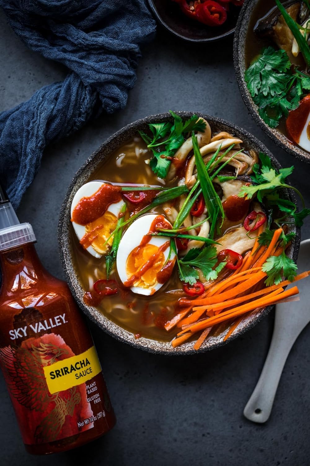 Sky Valley Sriracha Sauce - Hot Sauce, Made with Red Jalapeno Peppers, Gluten Free, Vegan, Non-GMO, Less Than 2g of Sugar per Serving, 5 Calories per Serving - Sriracha Hot Sauce, 18.5 Oz, 4 Pack