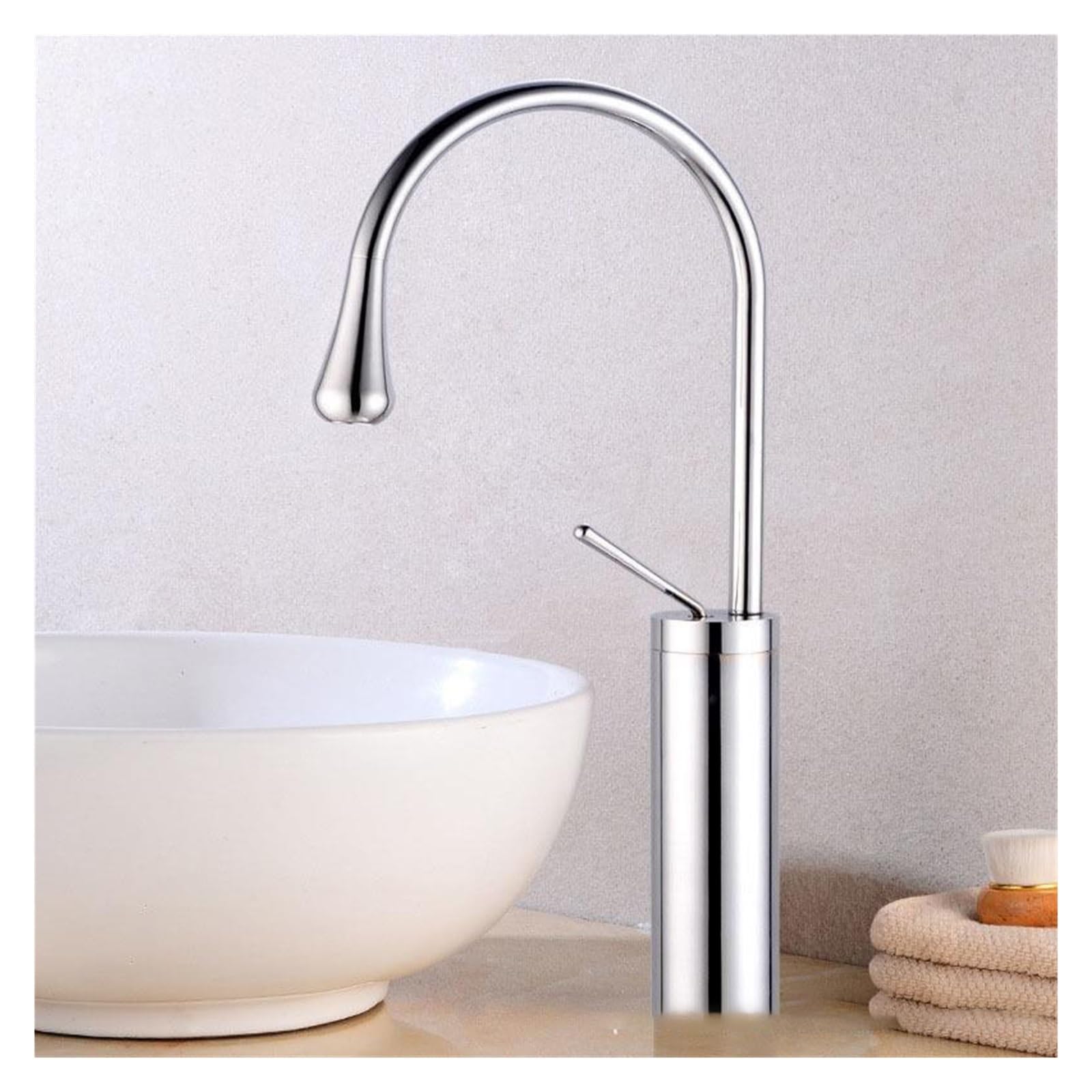 Robinet de lavabo moderne en laiton brosse dorée pour évier