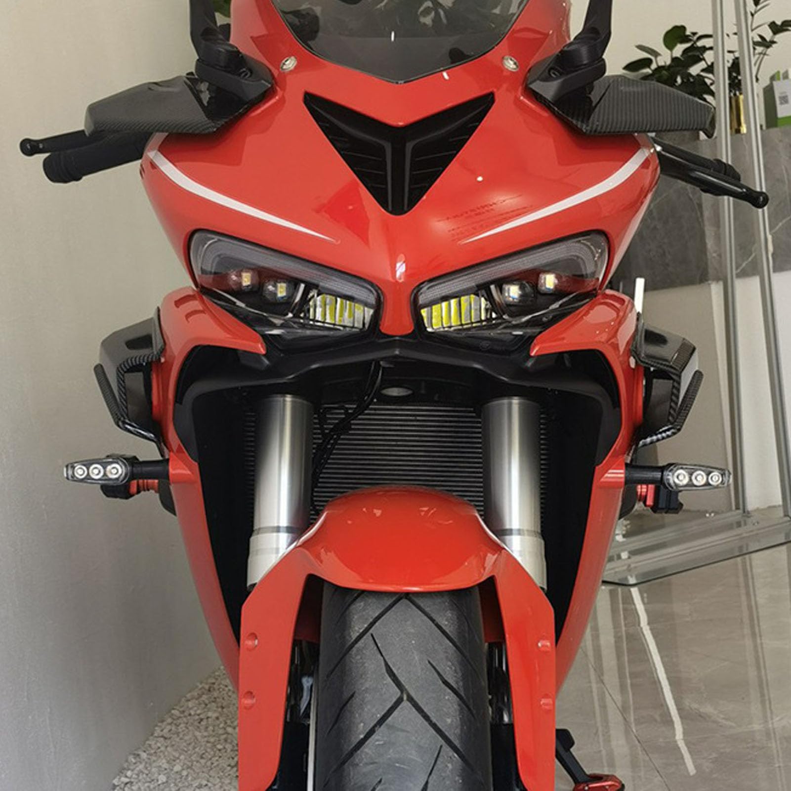 SIXRUN Motorcycle côté Camening Winglets, Moto côté Spoiler Ailes de Remplacement des Ailes pour ADV 150 2019 à 2020, fabriqué à Partir de Matériau ABS, Facile à Installer avec (Couleur