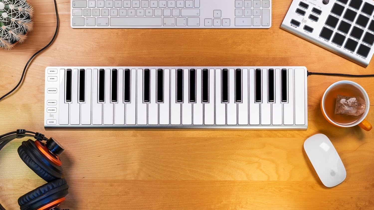 Xkey 37 モバイルミュージカルキーボード Amazon | ESI Xkey 37 超薄型軽量フルサイズMIDIキーボード モバイル