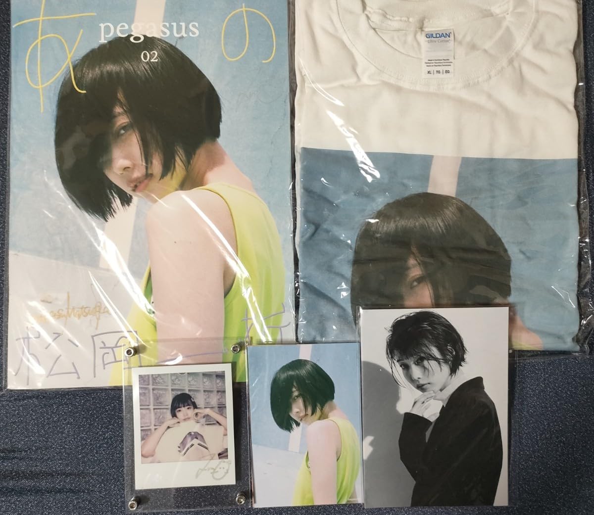 Amazon.co.jp: あの × 松岡一哲 写真集 pegasus02 限定BOX 直筆