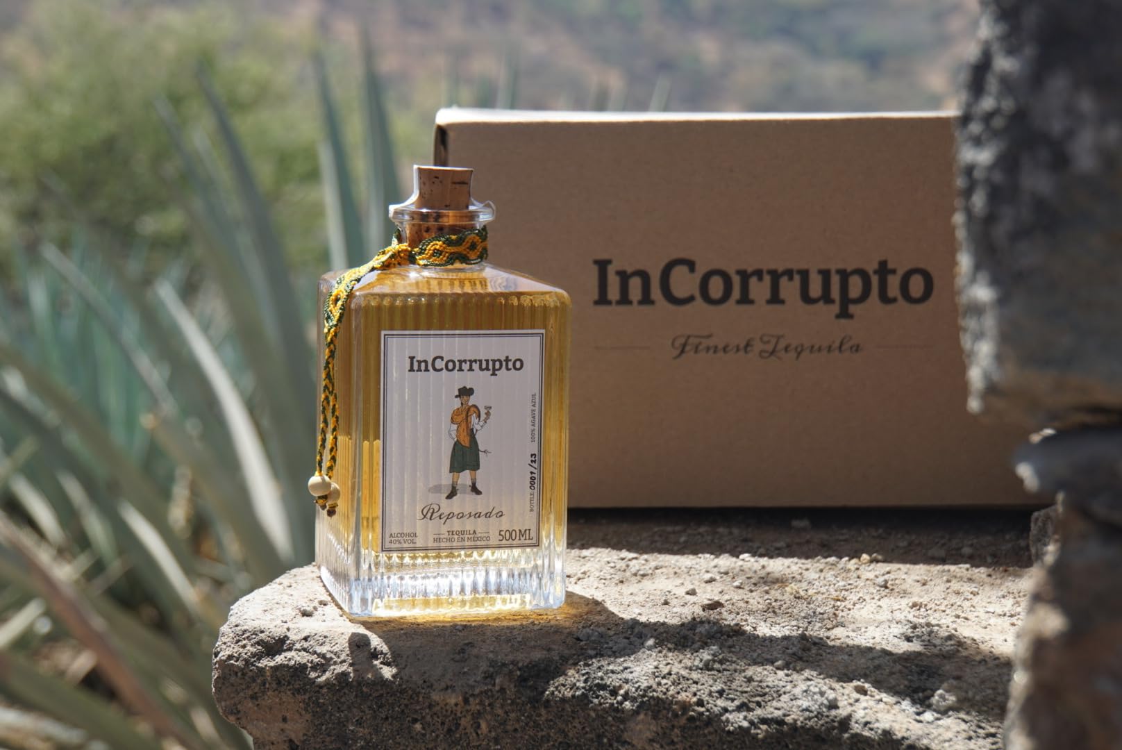 InCorrupto Reposado Tequila – 100% Blaue Weber-Agave, 6 Monate gereift in double-used Fässern (Bourbon und Rotwein), Premium-Tequila aus Mexiko, 40% Vol., 0,5 l – Weich & ausgewogen