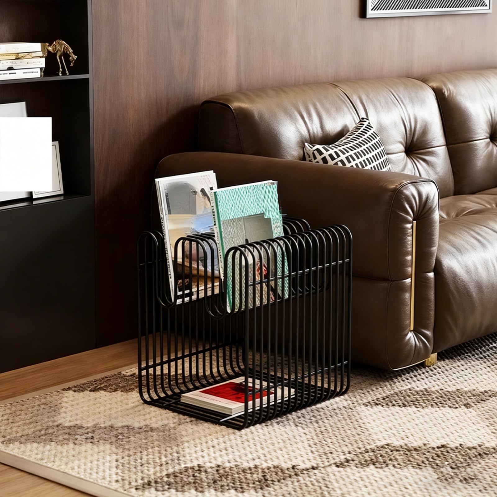 Tavolino da salotto in metallo con portariviste (nero) | montaggio semplice, moderno comodino per soggiorno, camera da letto, 32 × 32 × 41 cm