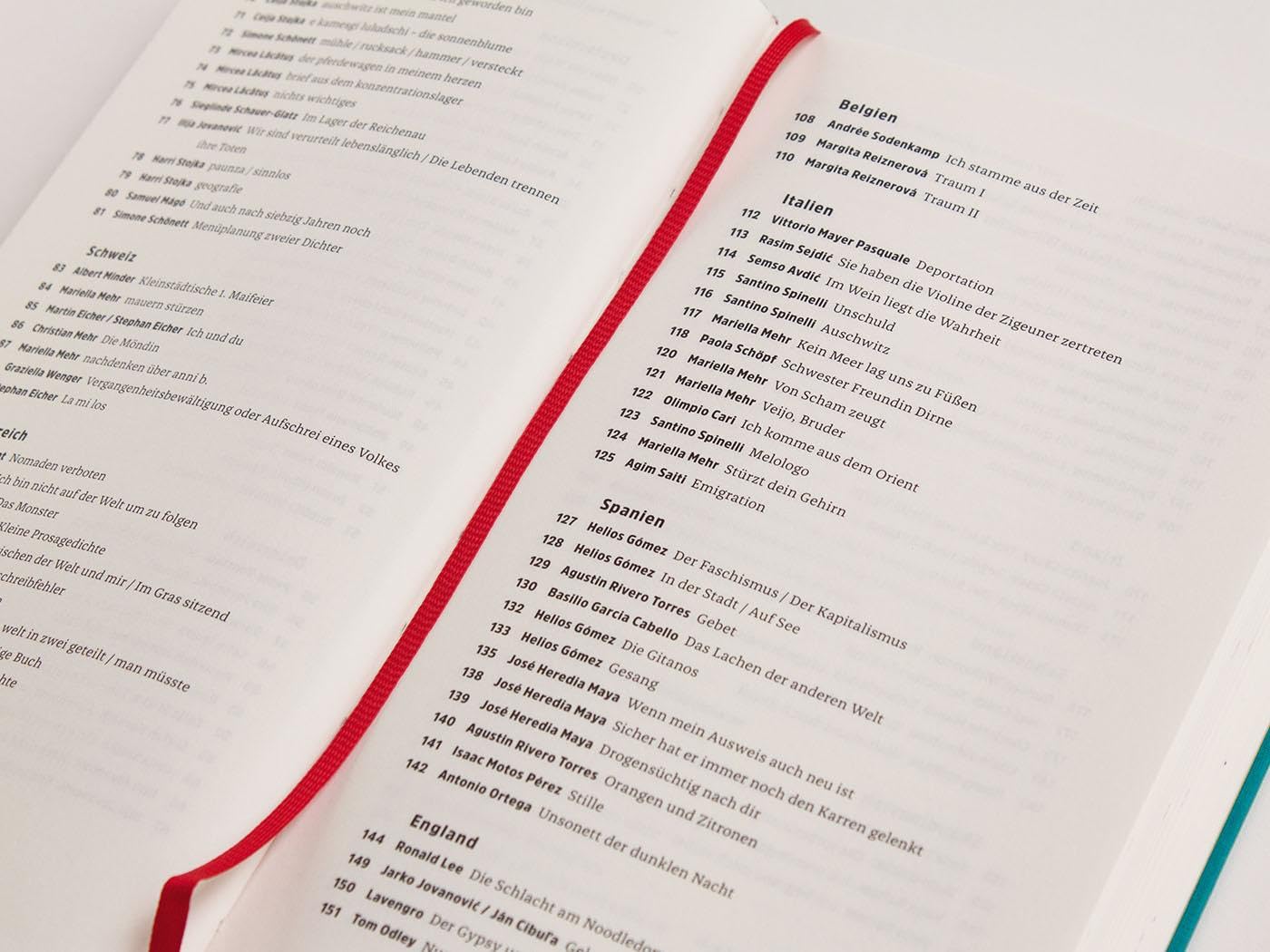 Die Morgendämmerung der Worte: Moderner Poesie-Atlas der Roma und Sinti (Die Andere Bibliothek, Band 403)