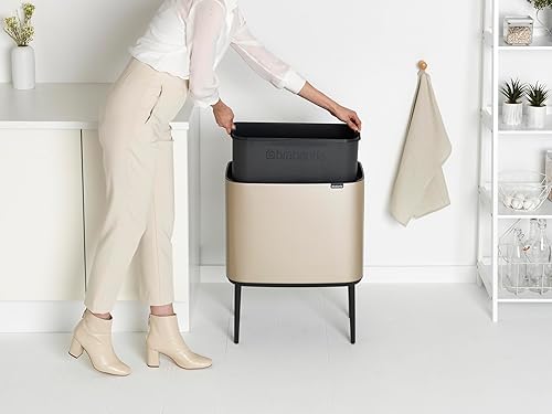 Vista 137 de Brabantia Bo - Cubo de basura – 1 cubo interior de 9.5 galones (acero mate FPP) cubo de basura para residuos/reciclaje, compartimento extraíble +
